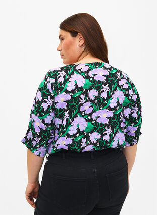Viscose blouse with buttons, Black Small Flower, Model image number 1