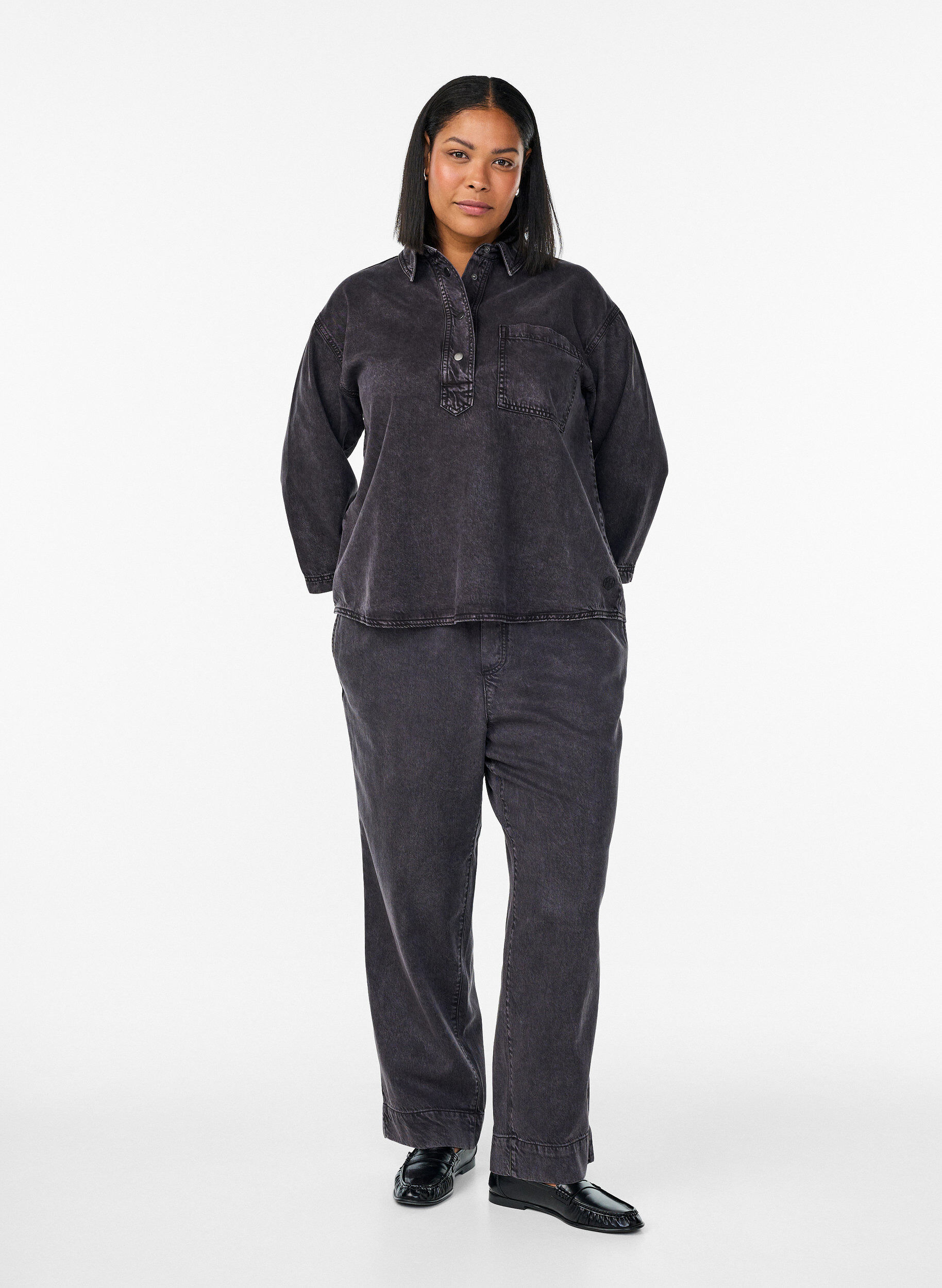 Zizzifashion Loose denim shirt with 3/4-sleeves, Grey, Model image number 1