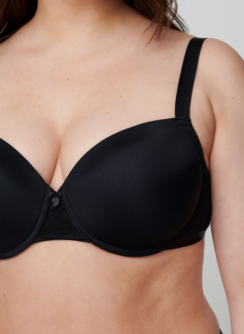 Molded bra with mesh, Black, Model image number 4