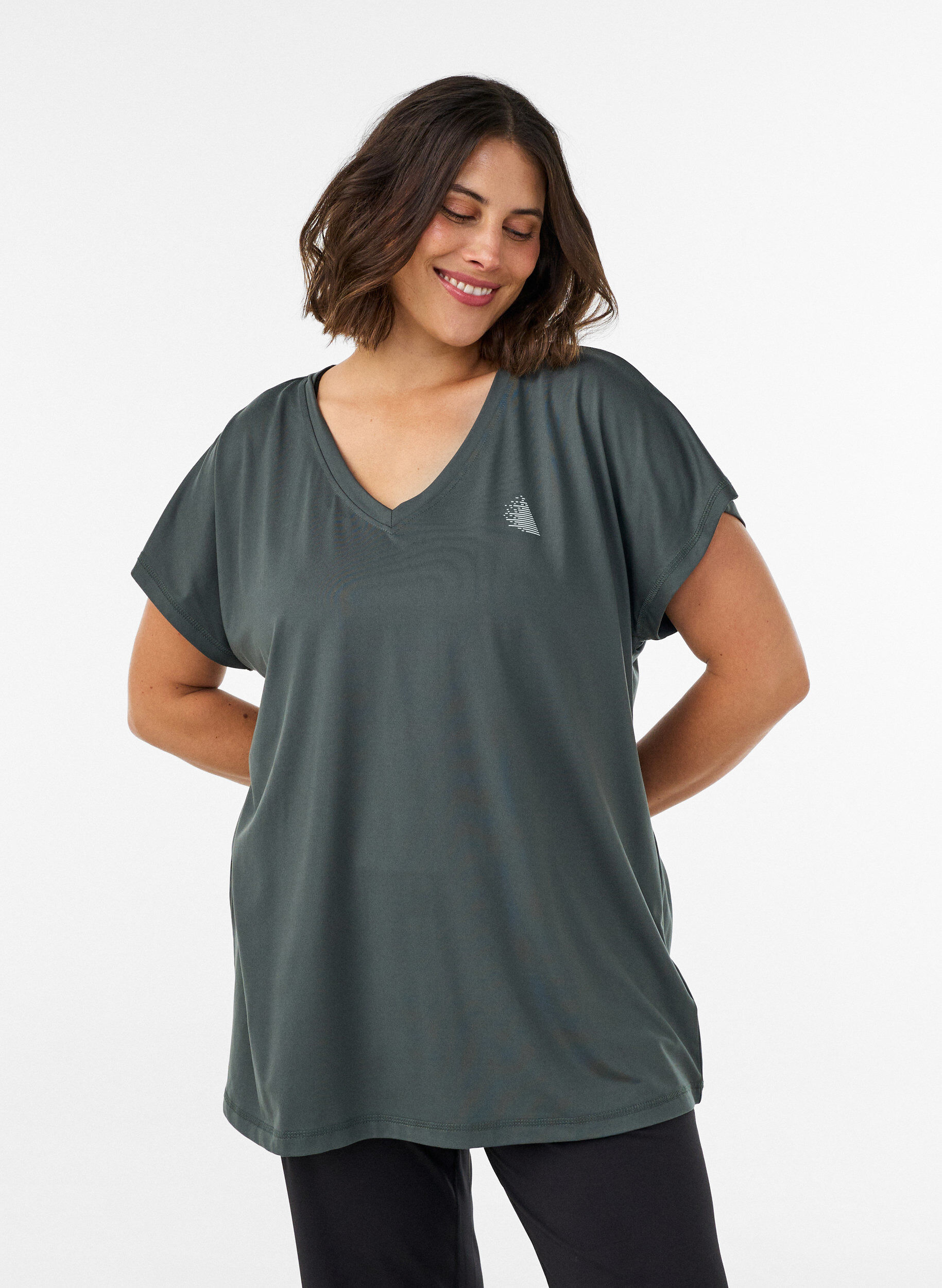 ZizzifashionLoose training t-shirt with V-neck, Green, Model image number 0
