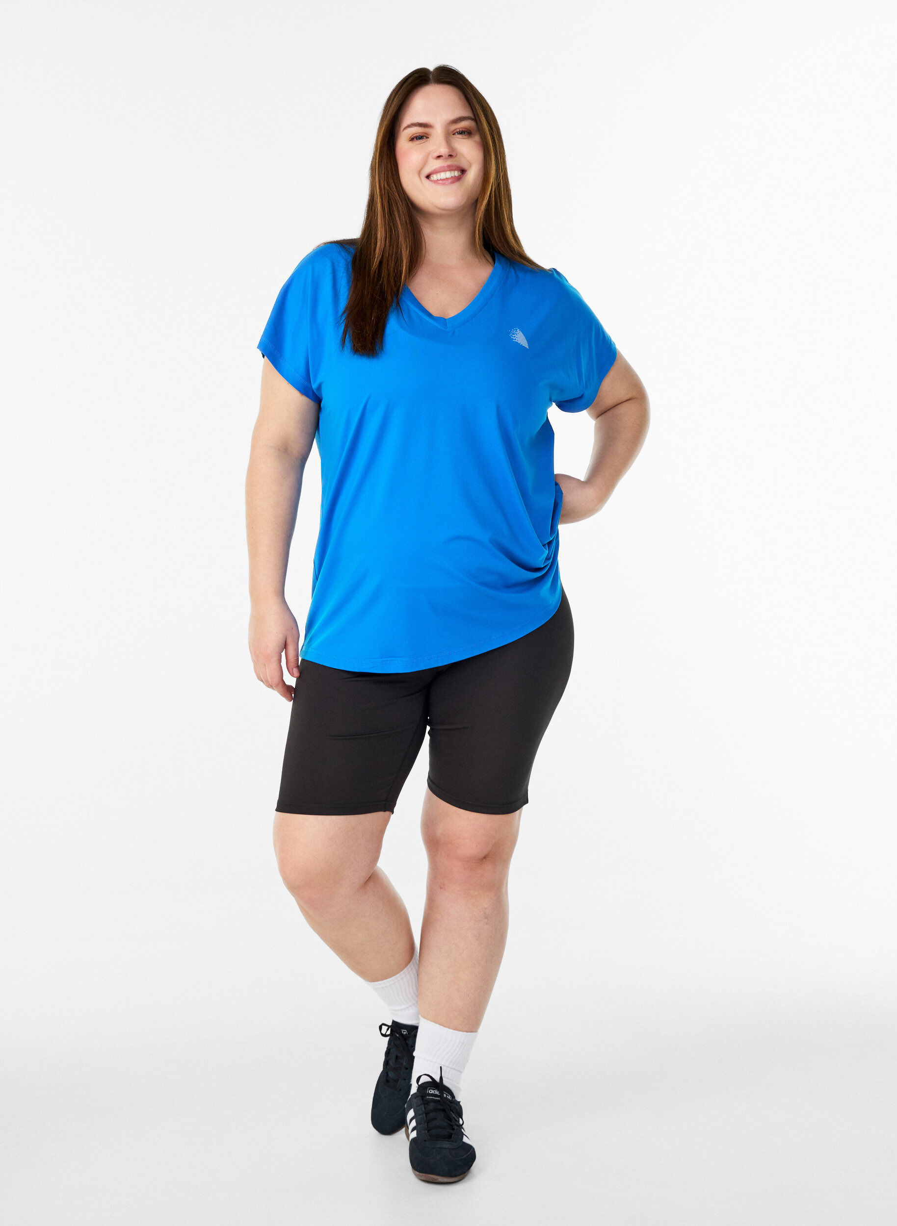 ZizzifashionLoose training t-shirt with v-neck, Blue, Model image number 1