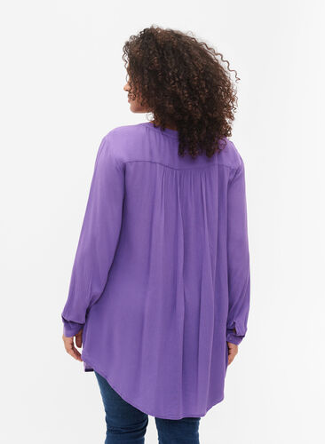 Viscose tunic with v-neckline, Deep Lavender, Model image number 1