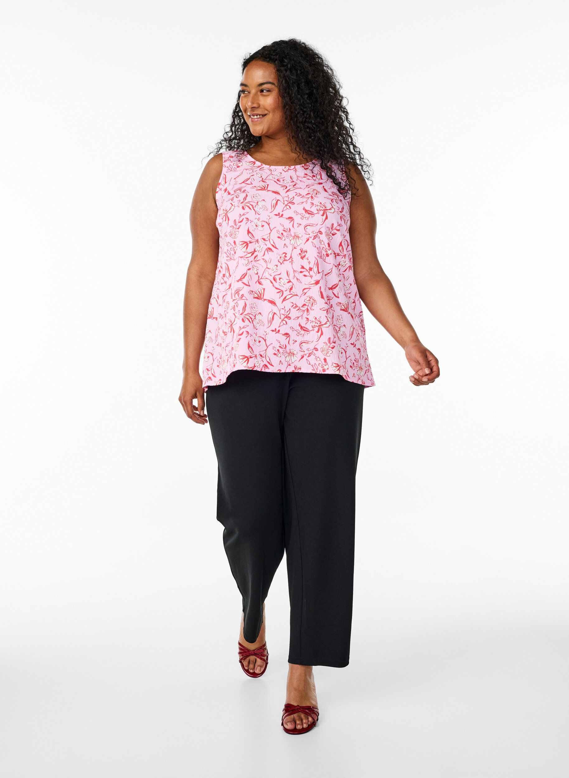 ZizzifashionSleeveless top with texture, Red, Model image number 1