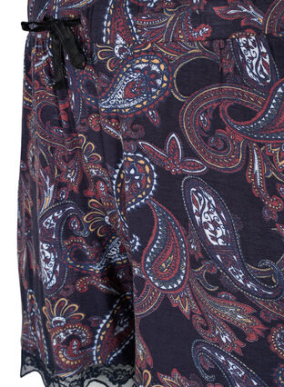 Viscose pyjama shorts with lace detail, PAISLEY PRINT, Packshot image number 2