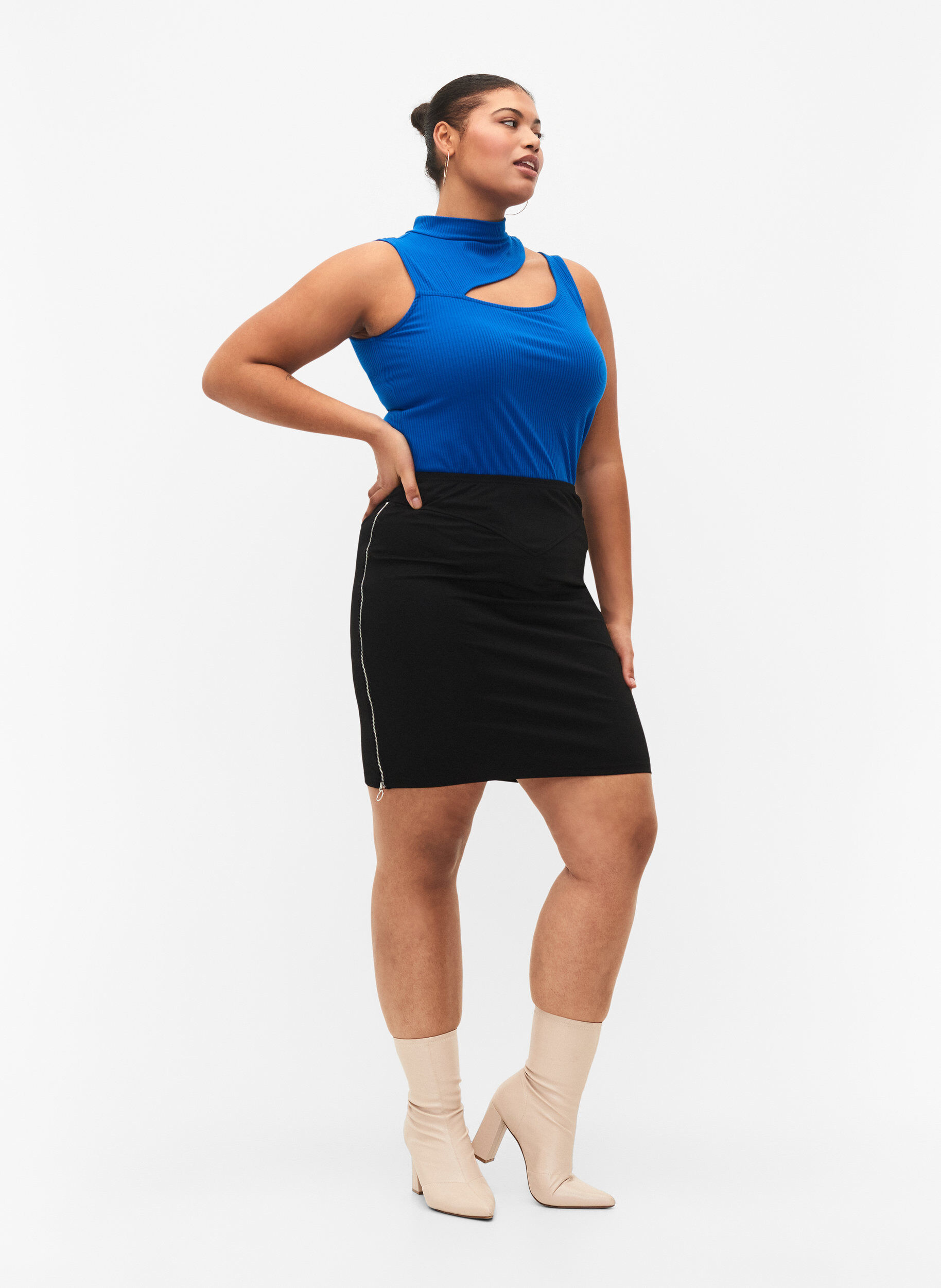 Zizzifashion Ribbed top with cut-out section, Princess Blue, Model image number 3