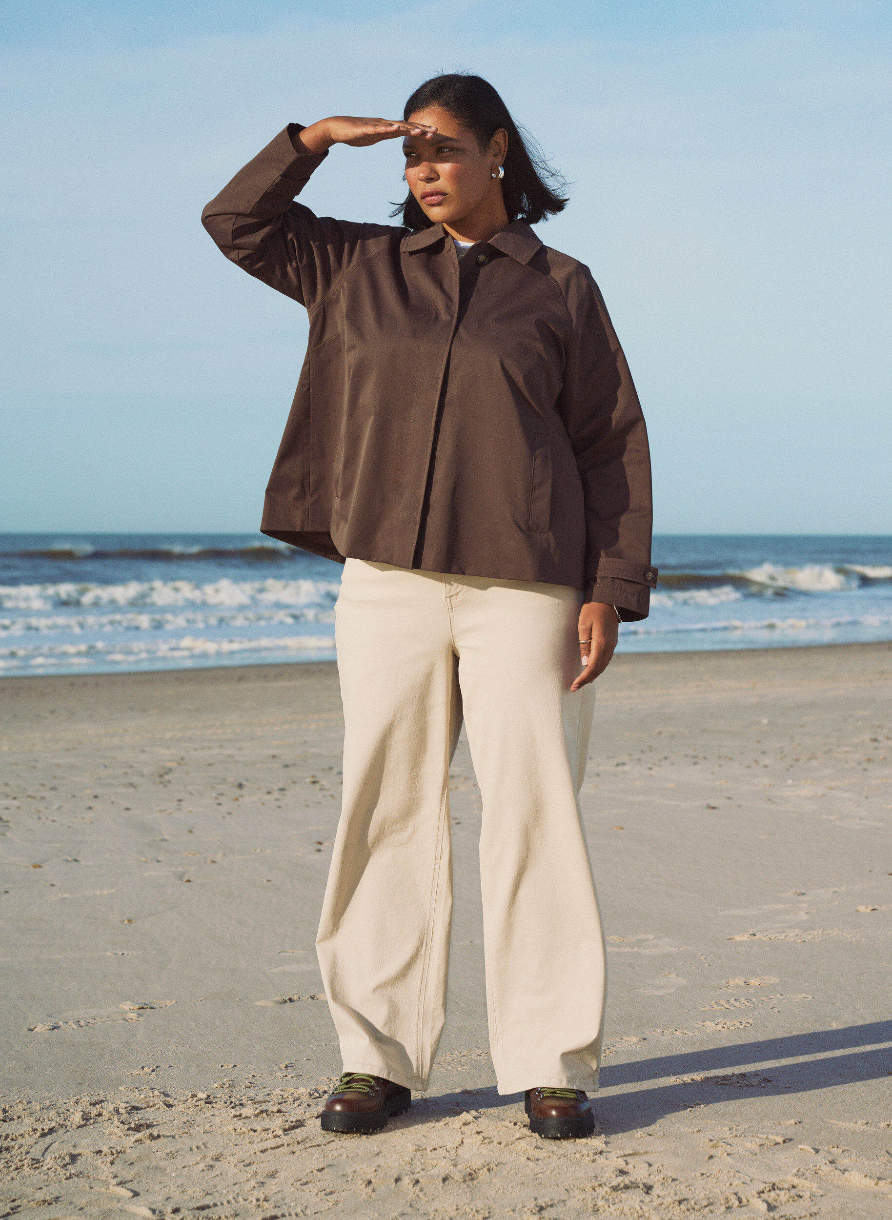 Zizzifashion Short trench coat with collar and raglan sleeves, Brown, Image image number 0