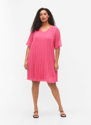Short sleeved pleated dress, Shocking Pink, Model image number 2