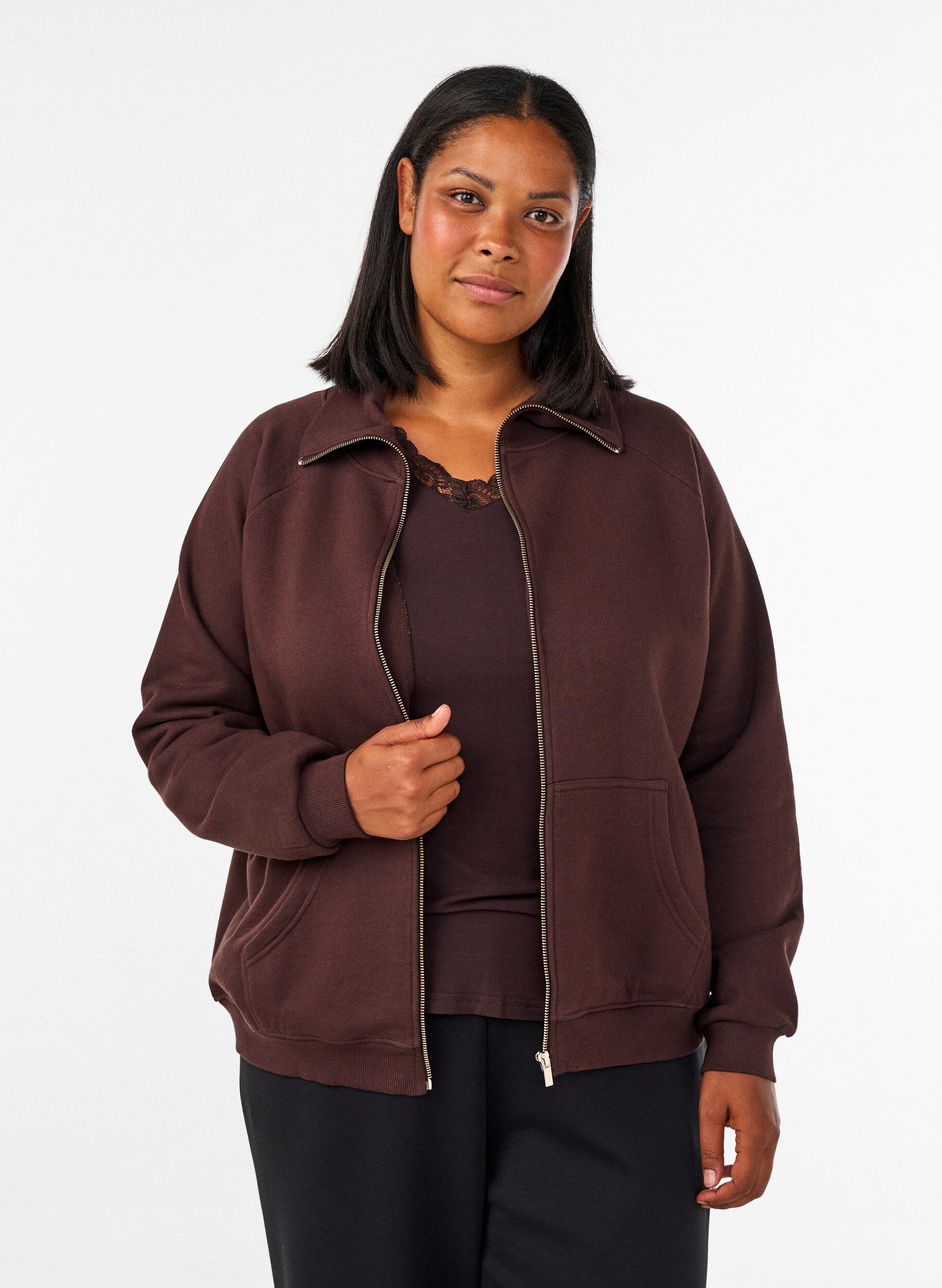 Sweat cardigan with high collar and zip, Brown, Model