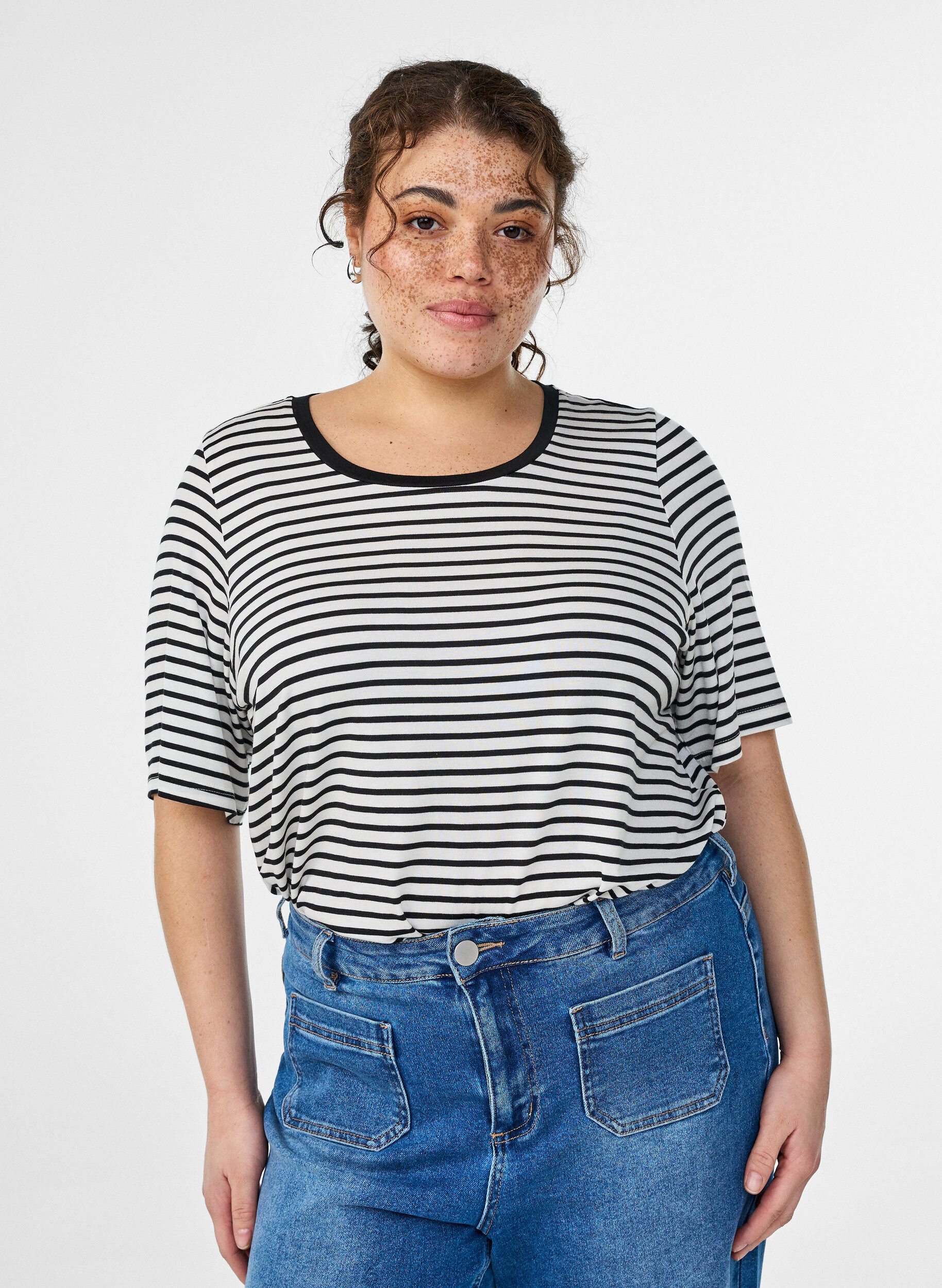 T-shirt with TENCEL&trade; Lyocell and stripes, White, Model