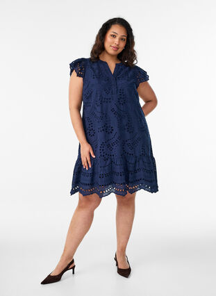 Broderie anglaise dress with ruffle sleeves - Blue - Sz. 40-64 - Zizzifashion Broderie anglaise dress with ruffle sleeves - Blue - Sz. 40-64 - Zizzifashion