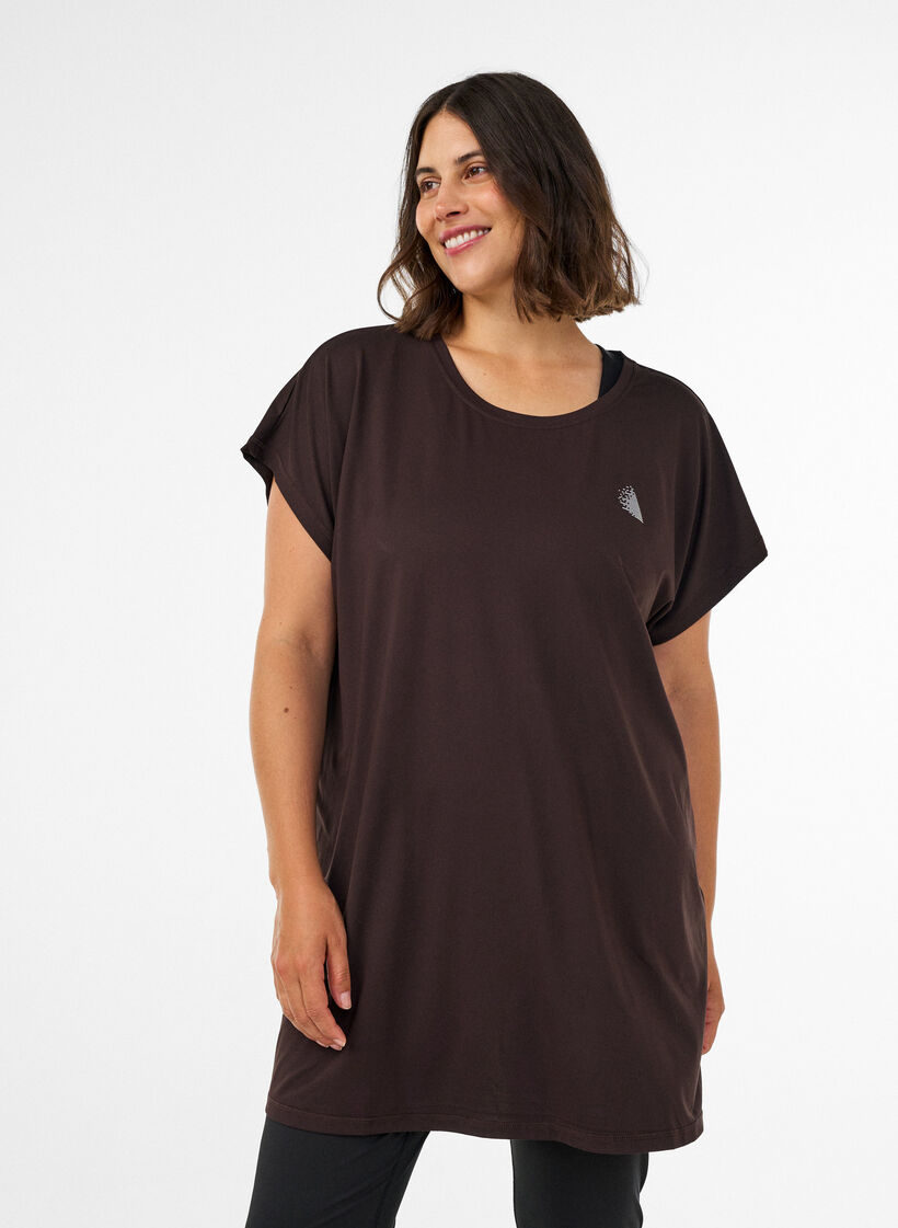 Long training t-shirt, Brown, Model image number 0