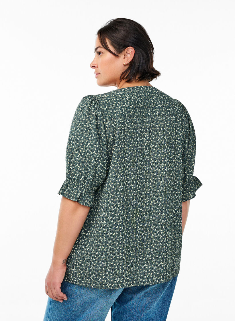 Shirt blouse with 1/2 sleeves, Green, Model image number 2