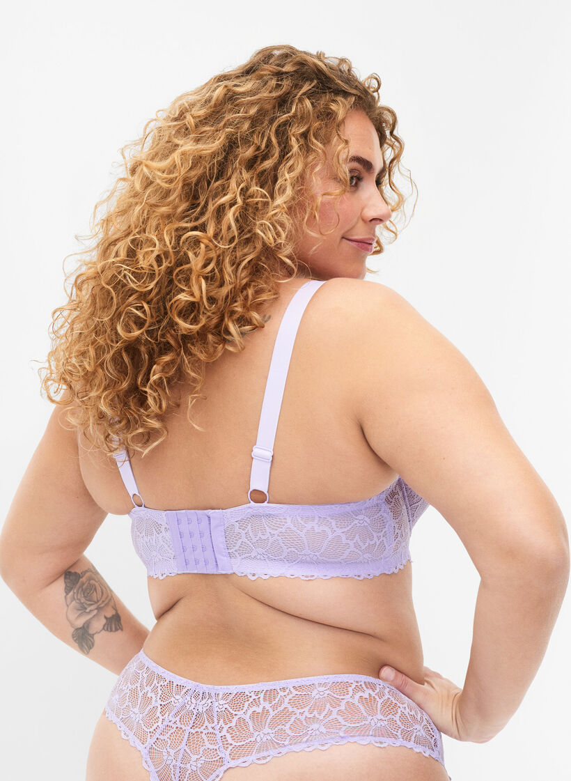 Full cover lace bra with underwire, Purple, Model image number 1