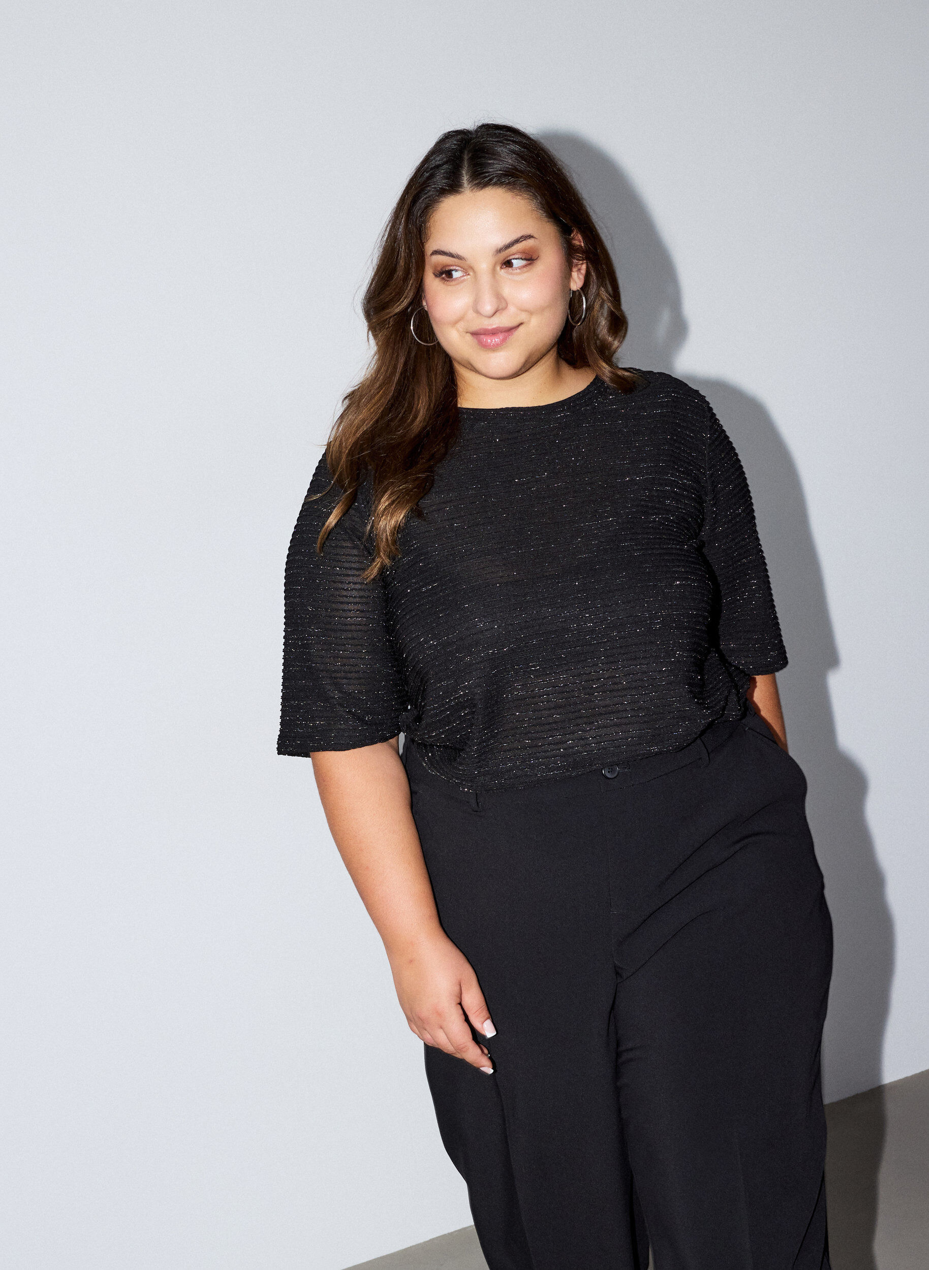 Blouse with texture and glitter, Black, Model