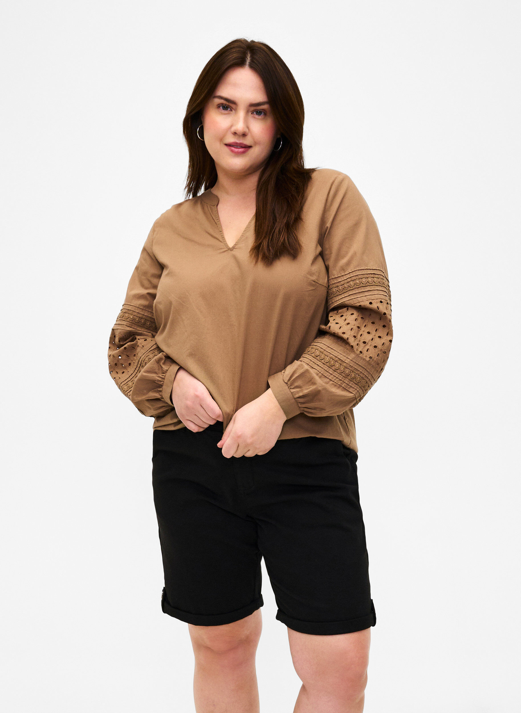 Zizzifashion Chino shorts with pockets, Black, Model image number 0