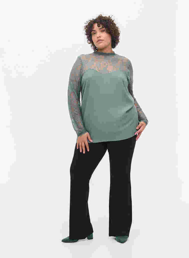 Long-sleeved viscose blouse with lace, Balsam Green, Model image number 2