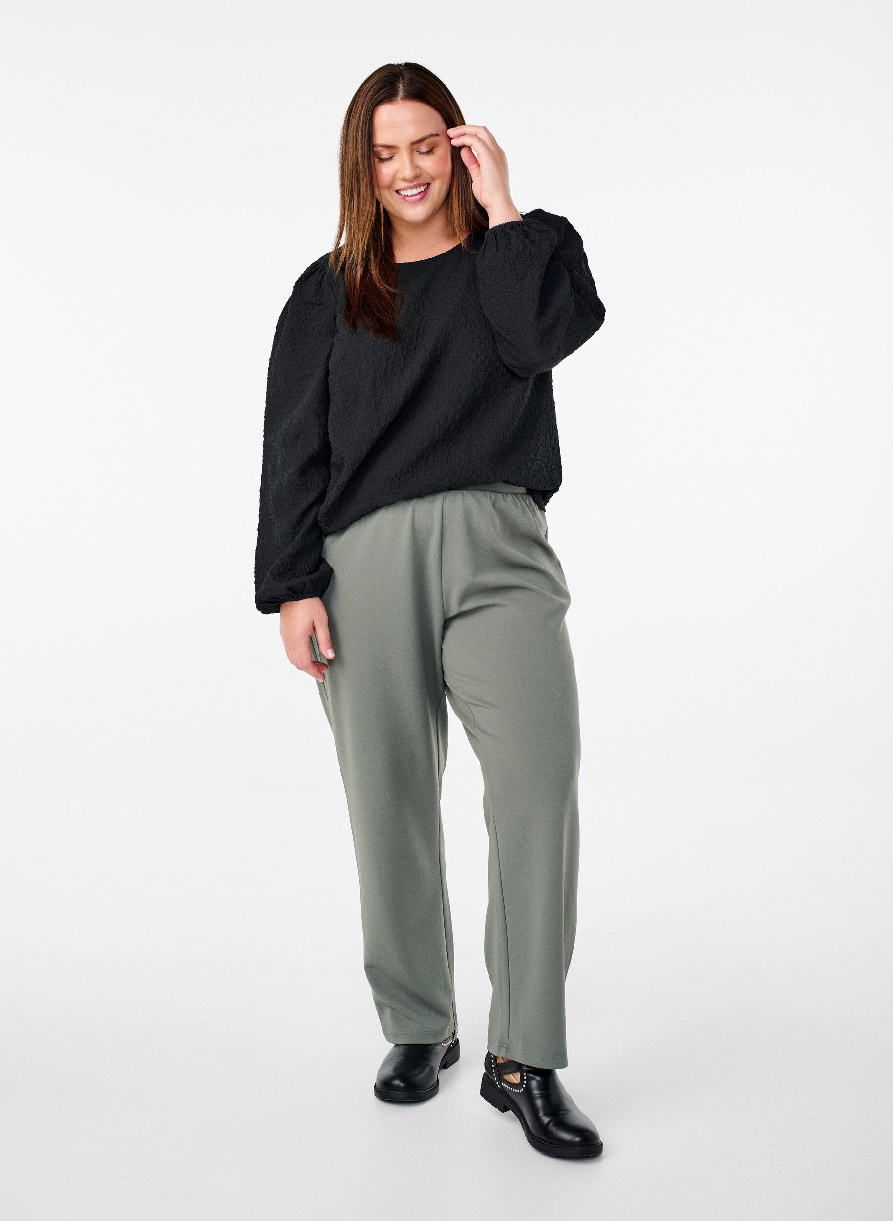 Straight fit trousers, Grey, Model