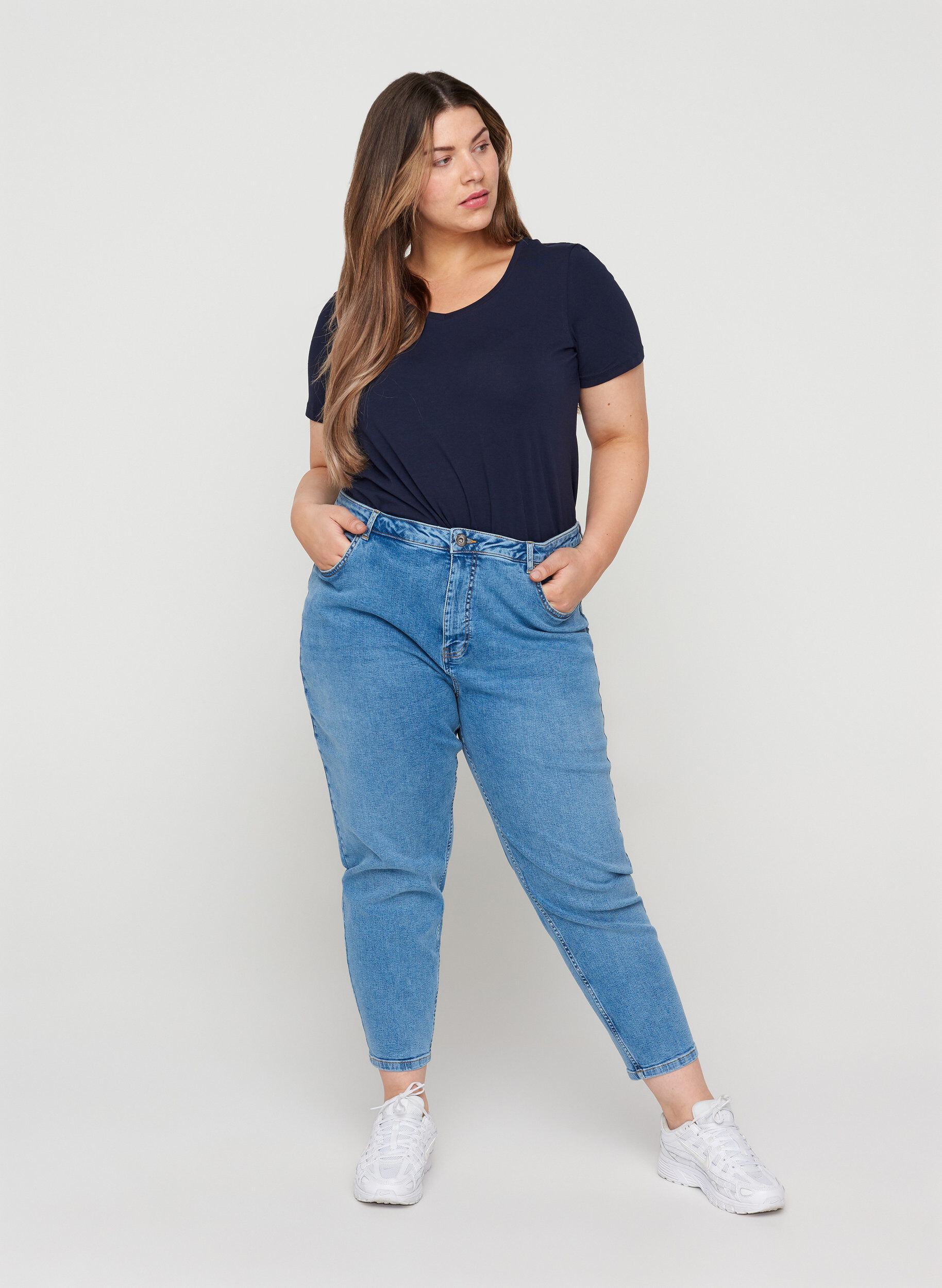 Women's Plus size Mom jeans - Zizzifashion