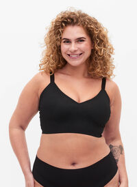 Invisible bra with removable pads, Black, Model