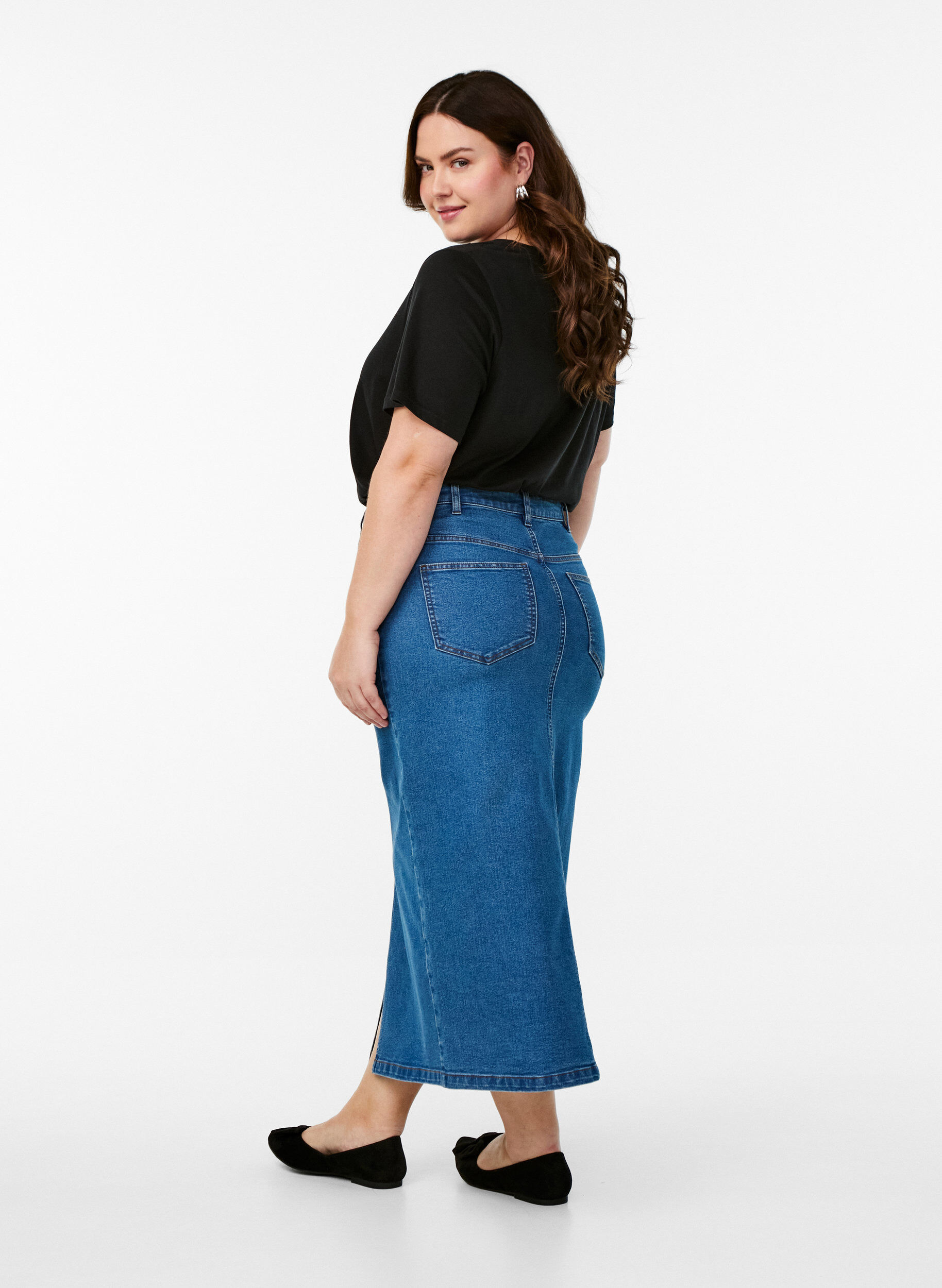 Zizzifashion FLASH - Midi denim skirt with a front slit, Blue, Model image number 1