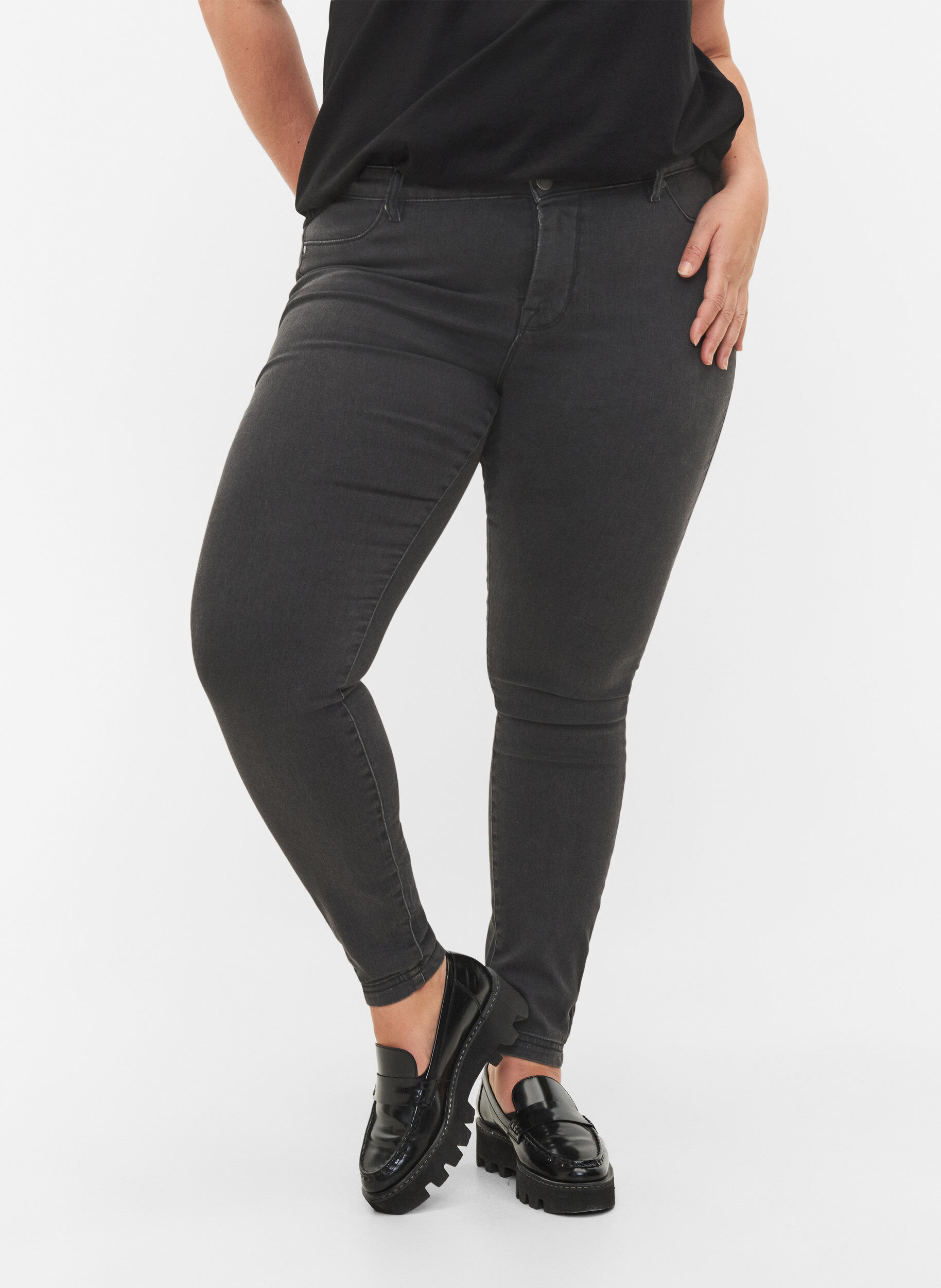 Zizzifashion Jeggings in cotton blend, Grey Denim, Model image number 2