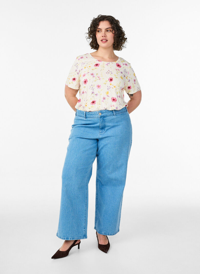 T-shirt with floral print, White, Model image number 1