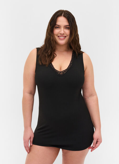 Light shapewear top with lace