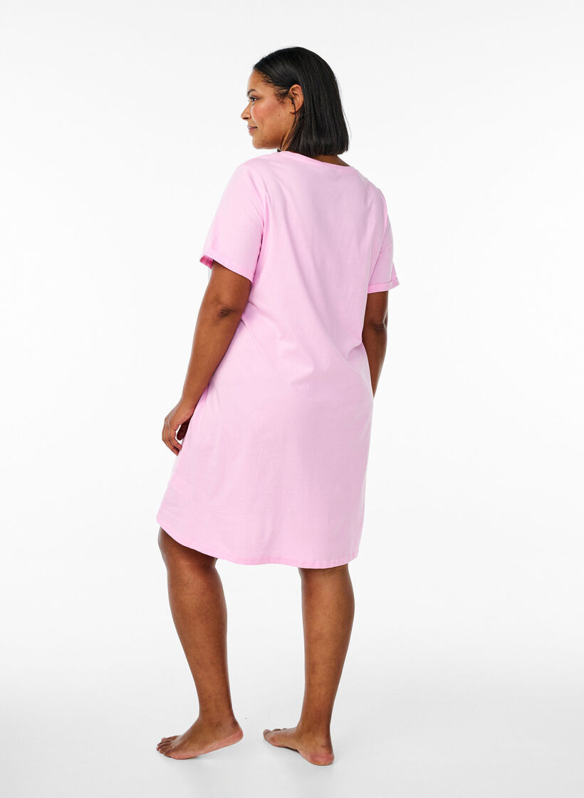 Short-sleeved nightgown in organic cotton, Rose, Model image number 2