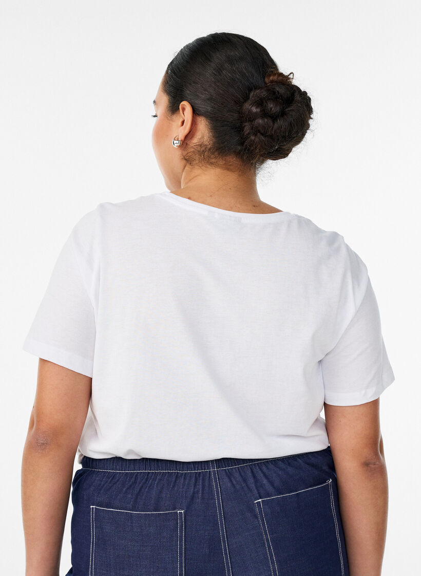 T-shirt with motif, White, Model image number 2