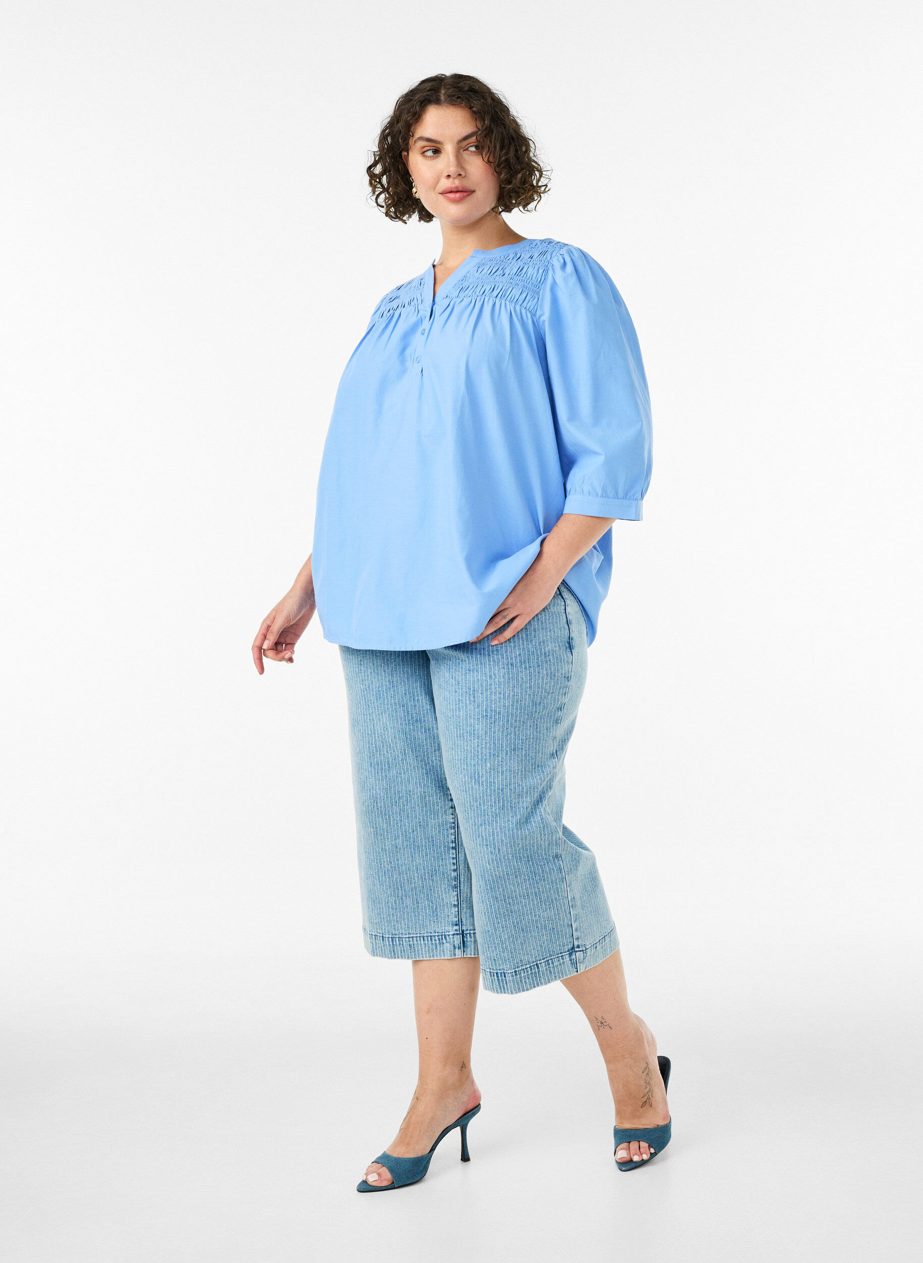 ZizzifashionBlouse with smock and 3/4 sleeves, Blue, Model image number 1
