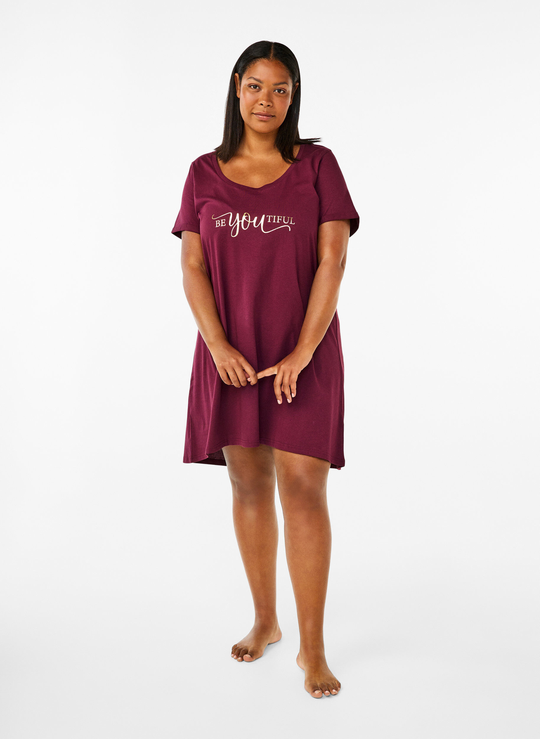 Zizzifashion Short-sleeved nightgown in organic cotton, Dark Bordeaux, Model image number 1