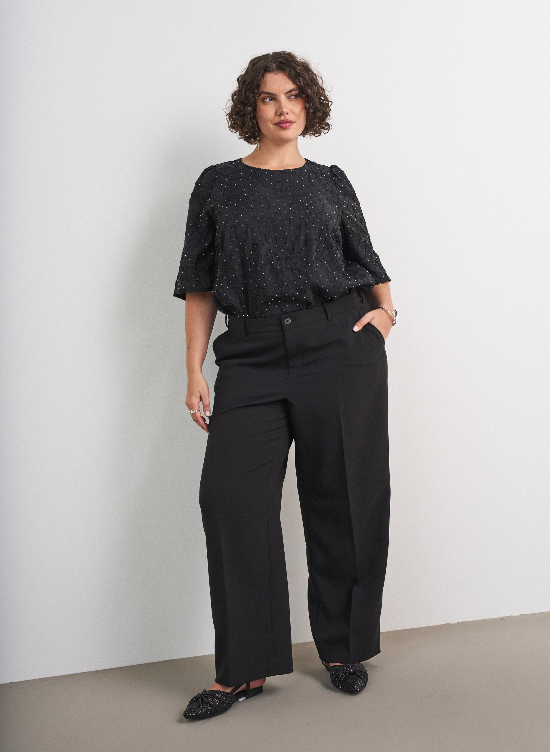 ZizzifashionJacquard blouse with sparkly details and puff sleeves, Black, Model image number 1