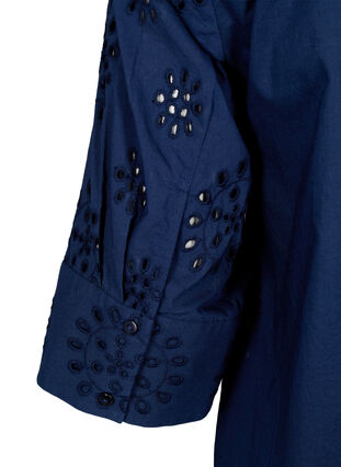 Shirt blouse with embroidery anglaise and 3/4 sleeves, Navy Blazer, Packshot image number 3