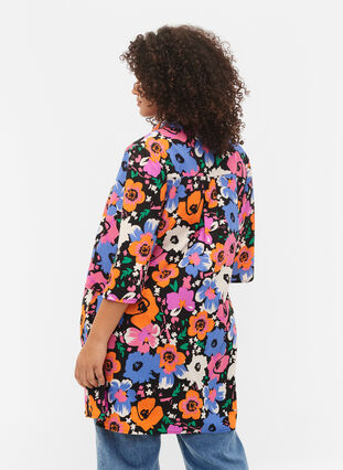 Floral tunic with 3/4 sleeves, Vibrant Flower AOP, Model image number 1
