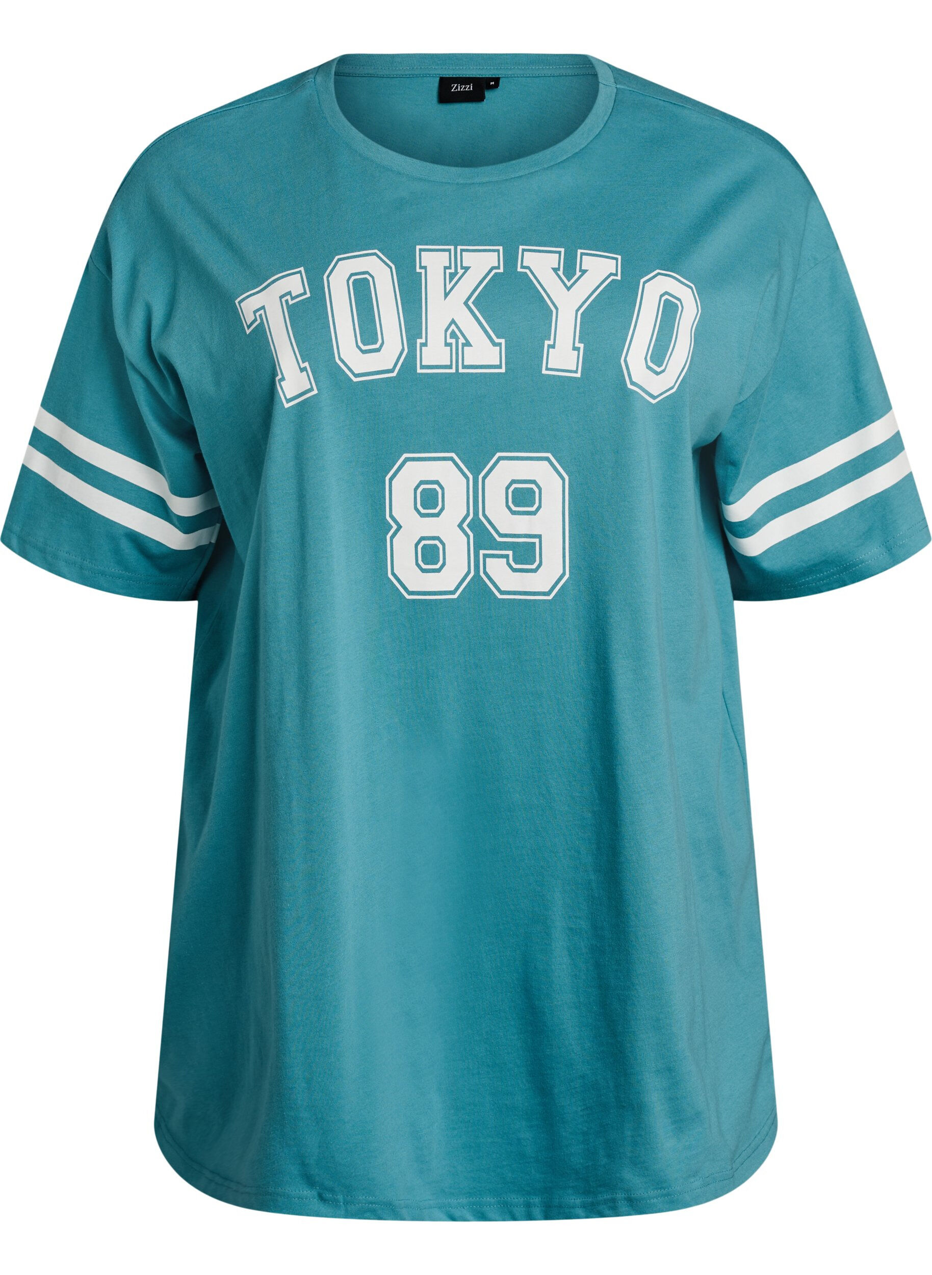 Sporty oversized college T-shirt