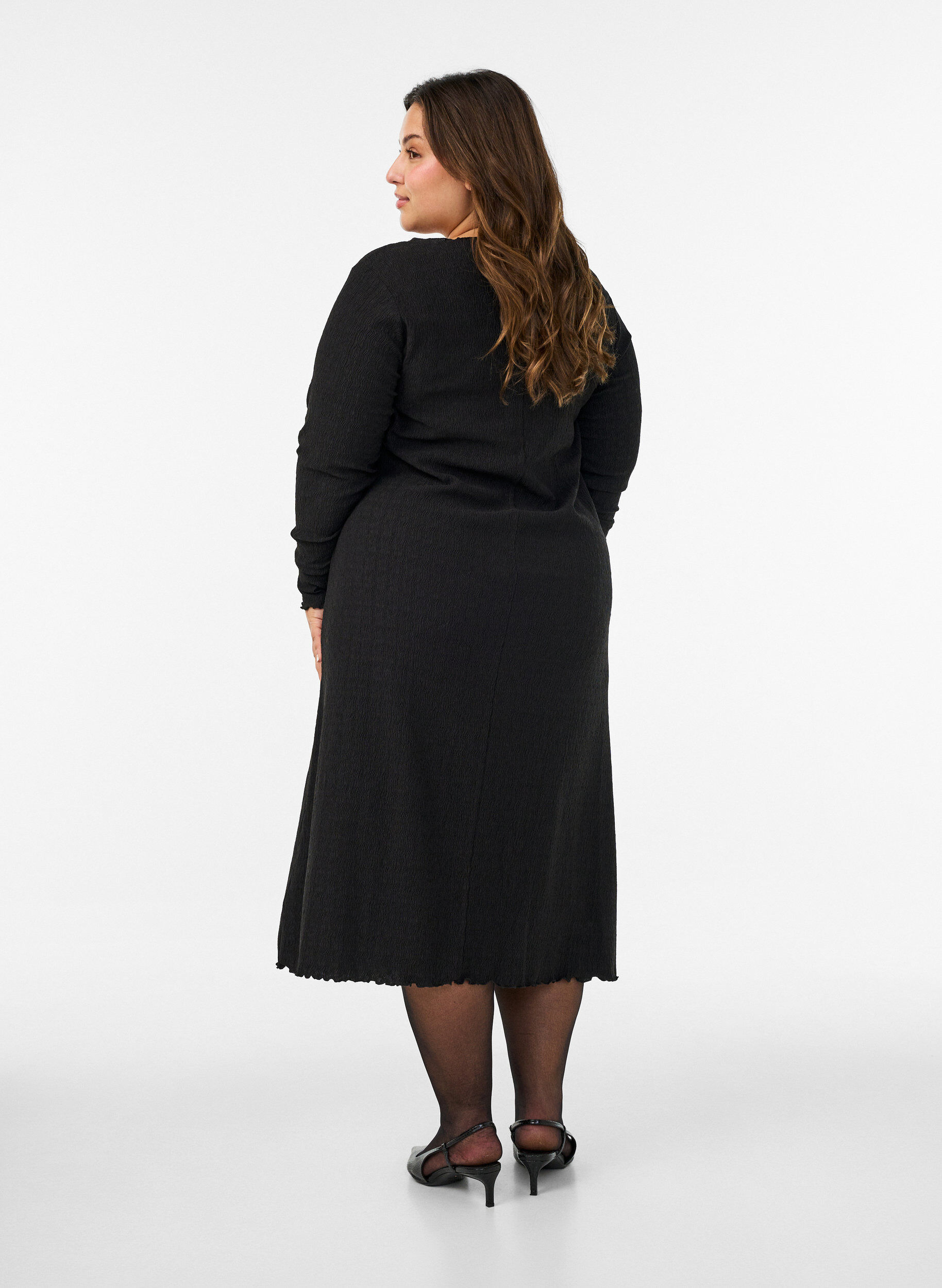 ZizzifashionMidi dress with a wavy texture and long sleeves, Black, Model image number 2