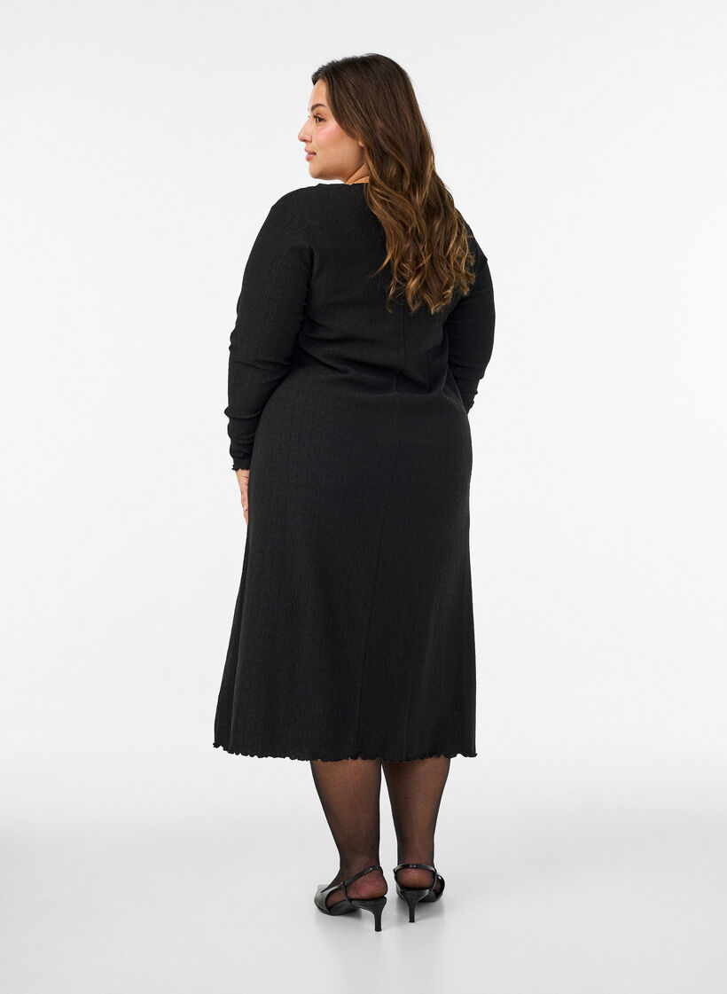 Midi dress with a wavy texture and long sleeves, Black, Model image number 2