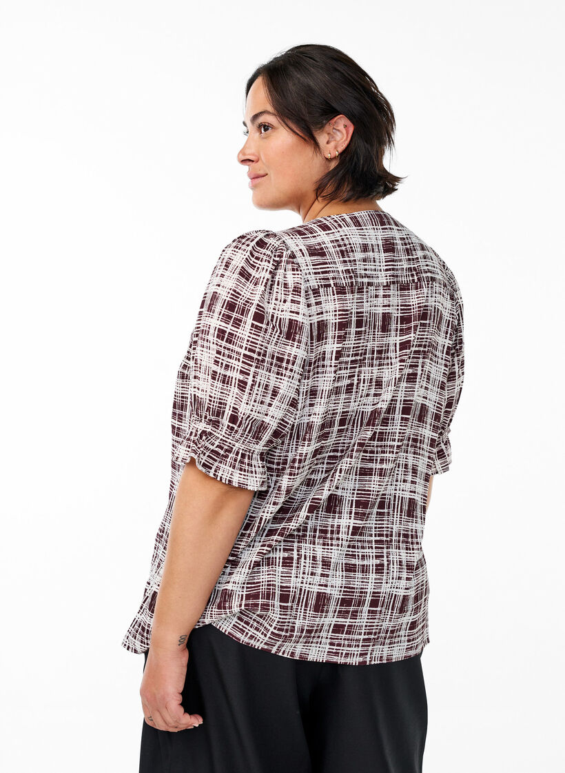 Shirt blouse with 1/2 sleeves, Dark Bordeaux, Model image number 2