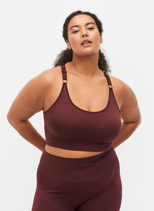 Seamless sports bra in ribbed material, Fudge, Model image number 0