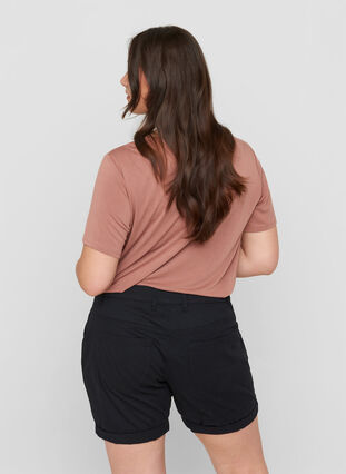 Regular fit shorts with pockets, Black, Model image number 1