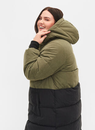 Long winter jacket with colour block, Grape Leaf W/Blk, Model image number 2