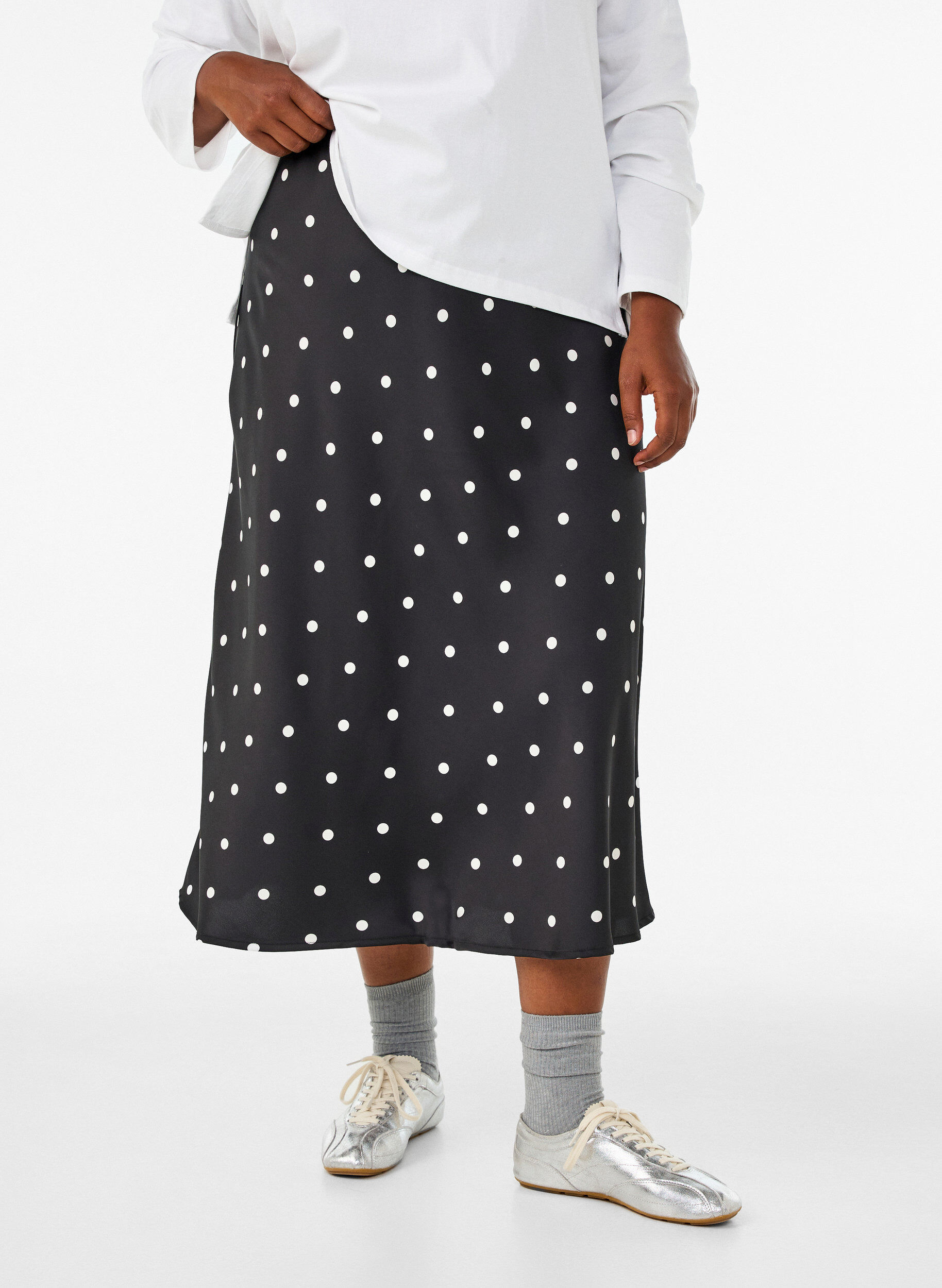 ZizzifashionSatin midi skirt, Black, Model image number 2