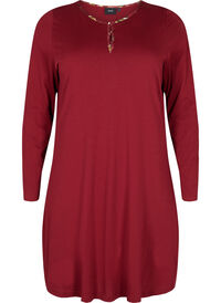 Cotton nightdress with long sleeves