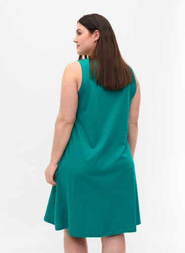 Dress in A-line shape, Parasailing Solid, Model image number 1