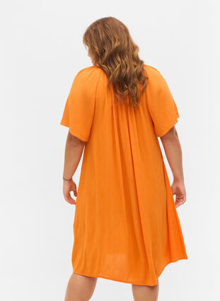 Short-sleeved viscose dress, Orange Peel, Model image number 1