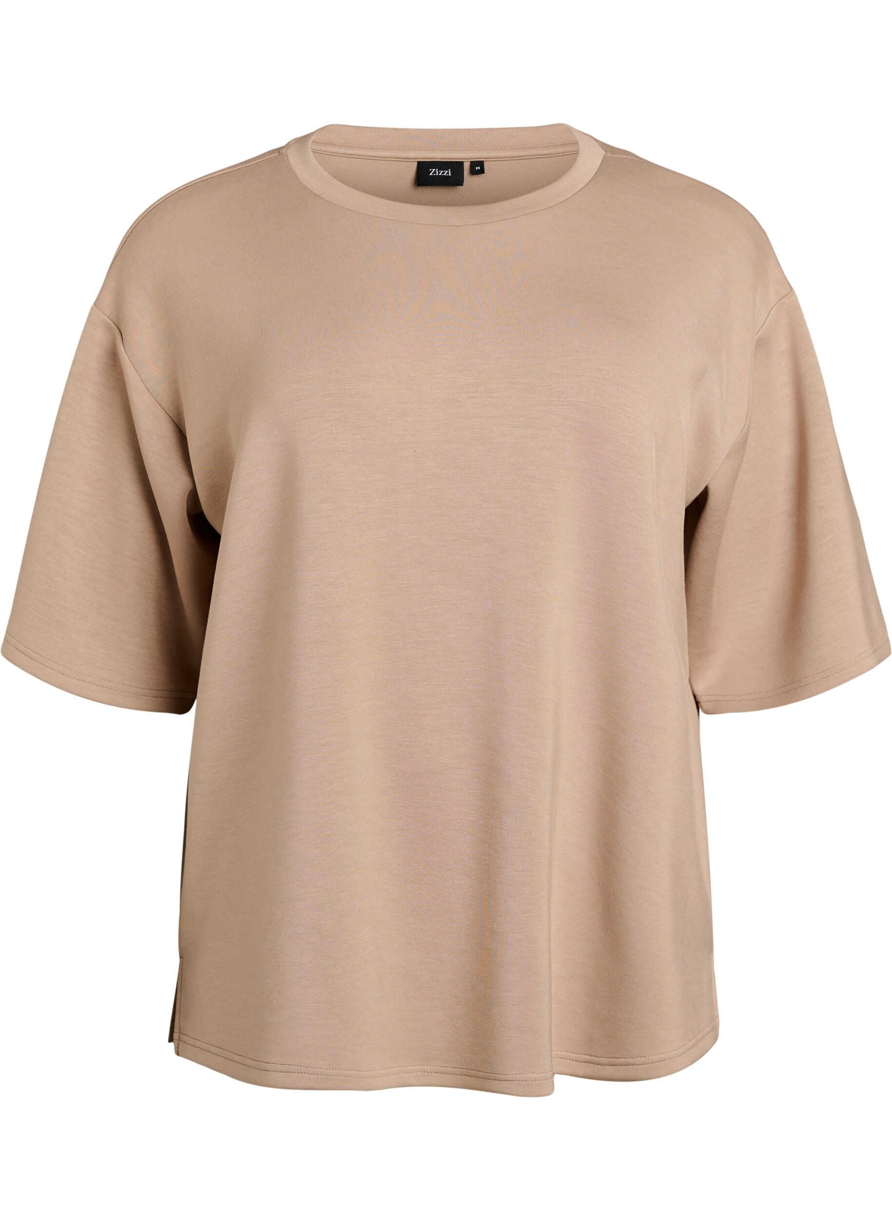 Loose T-shirt with half sleeves