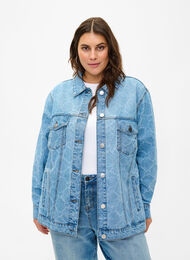 Denim jacket with destroy pattern, Blue denim, Model