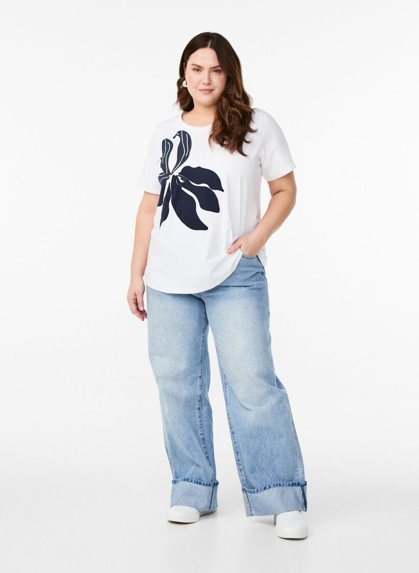 T-shirt in organic cotton with floral print, B. White w. EMB, Model image number 2