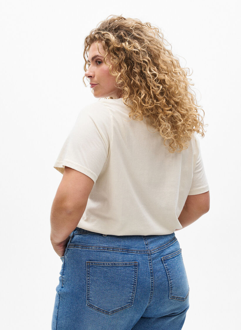 T-shirt with motif, Vanilla, Model image number 2