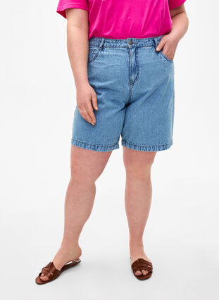 High waist denim shorts, Light Blue Denim, Model image number 2